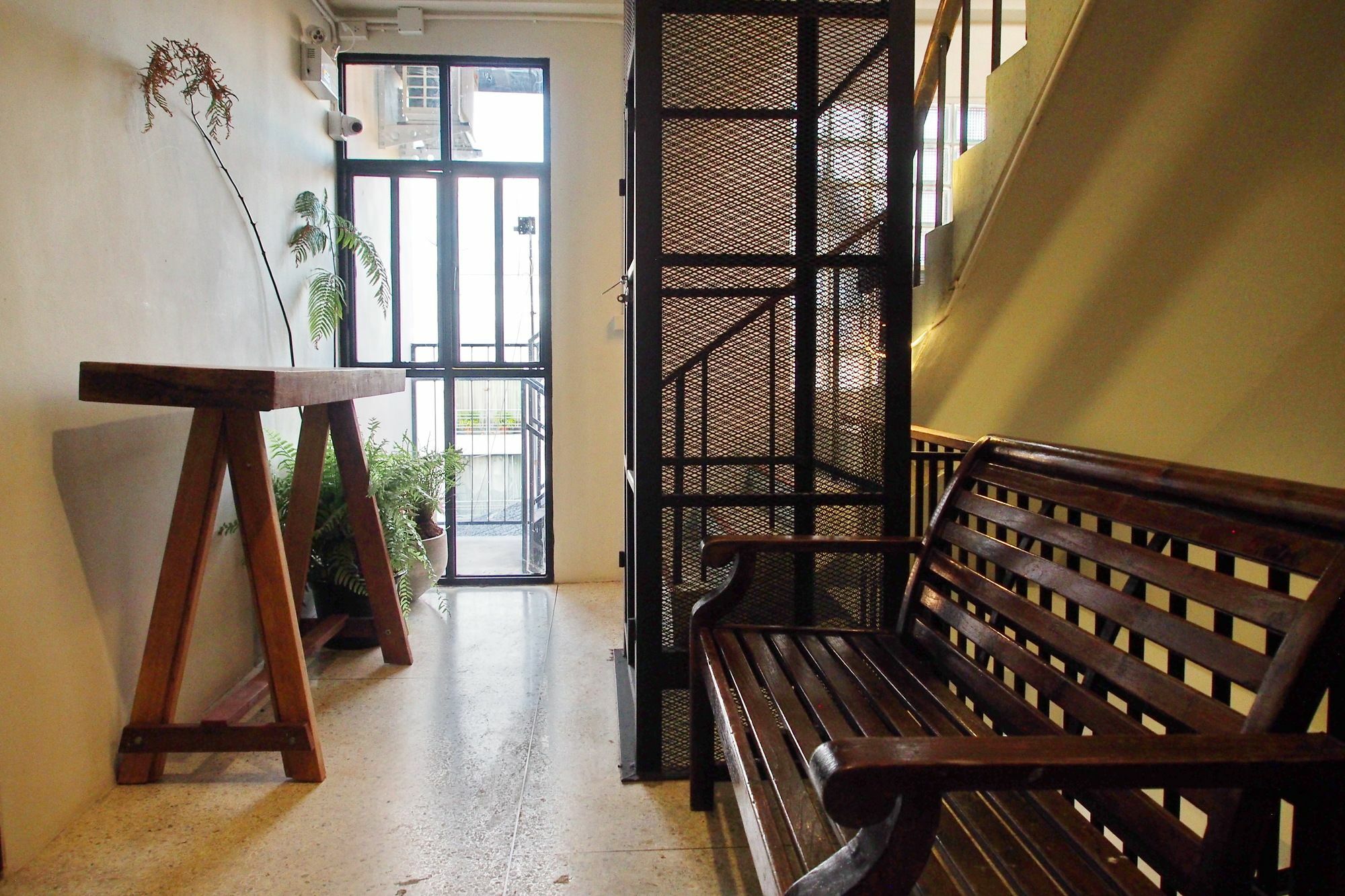 Chingcha Bangkok Hostel Eksteriør bilde